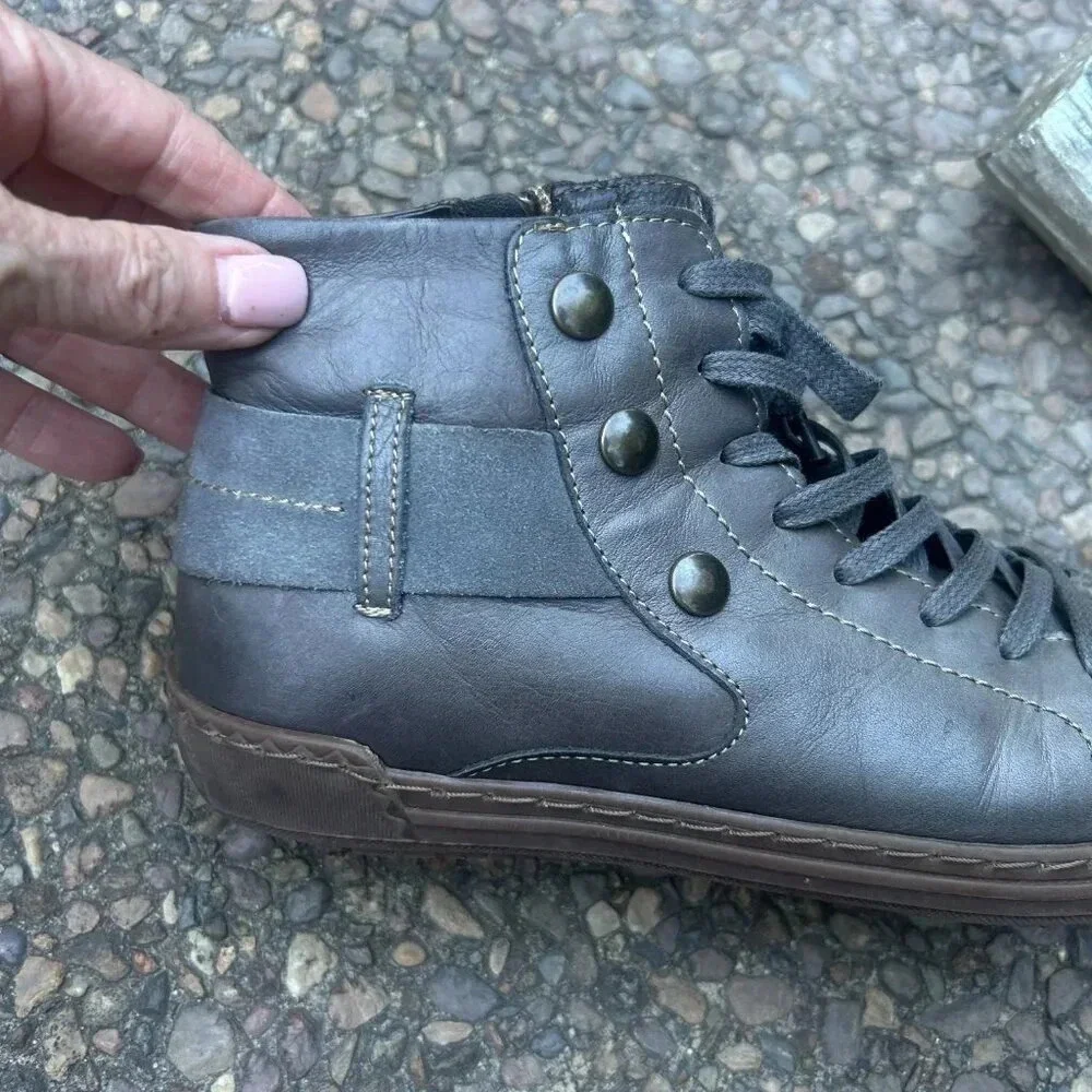 Philip Davidson Pewter Leather Side Zip Hi Top Sneakers Size 7